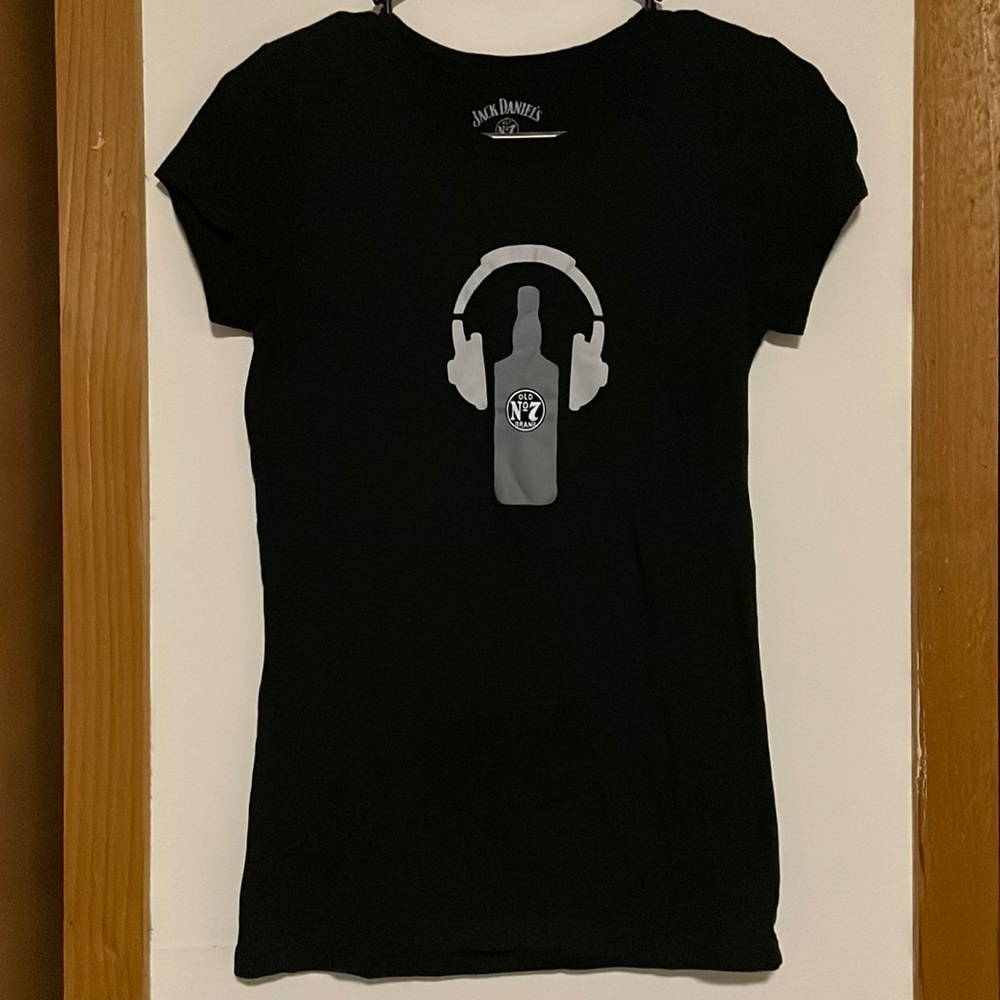Jack Daniel’s Tee. Women’s Size Medium.